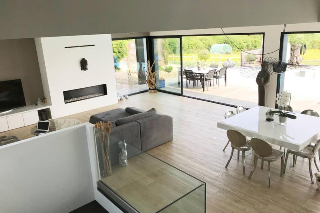 Le Luxury Apartment Sene Exterior photo